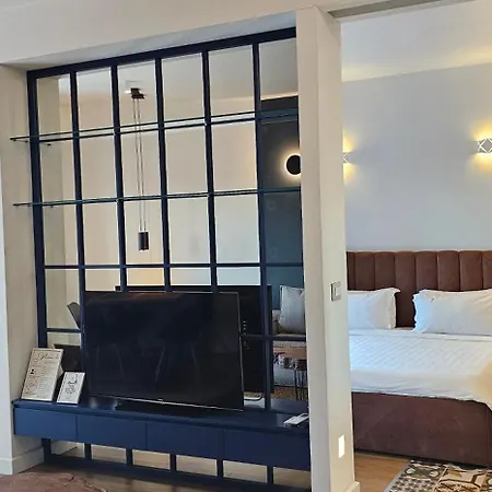 Tam Serviced Mozart Center Apartman